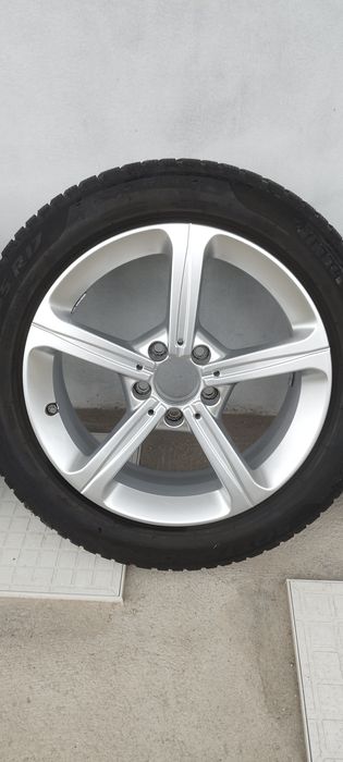 Jantes 17" 5*112 originais Mercedes com pneus Pirelli
