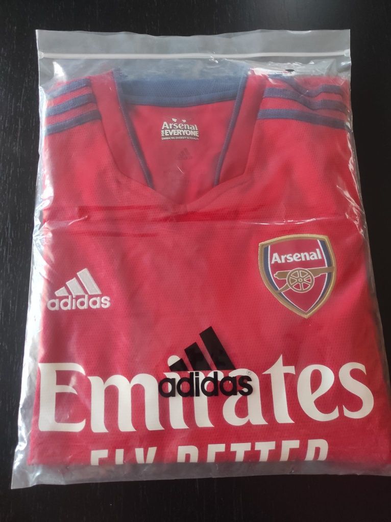 Camisola Arsenal 21/22 - Saka