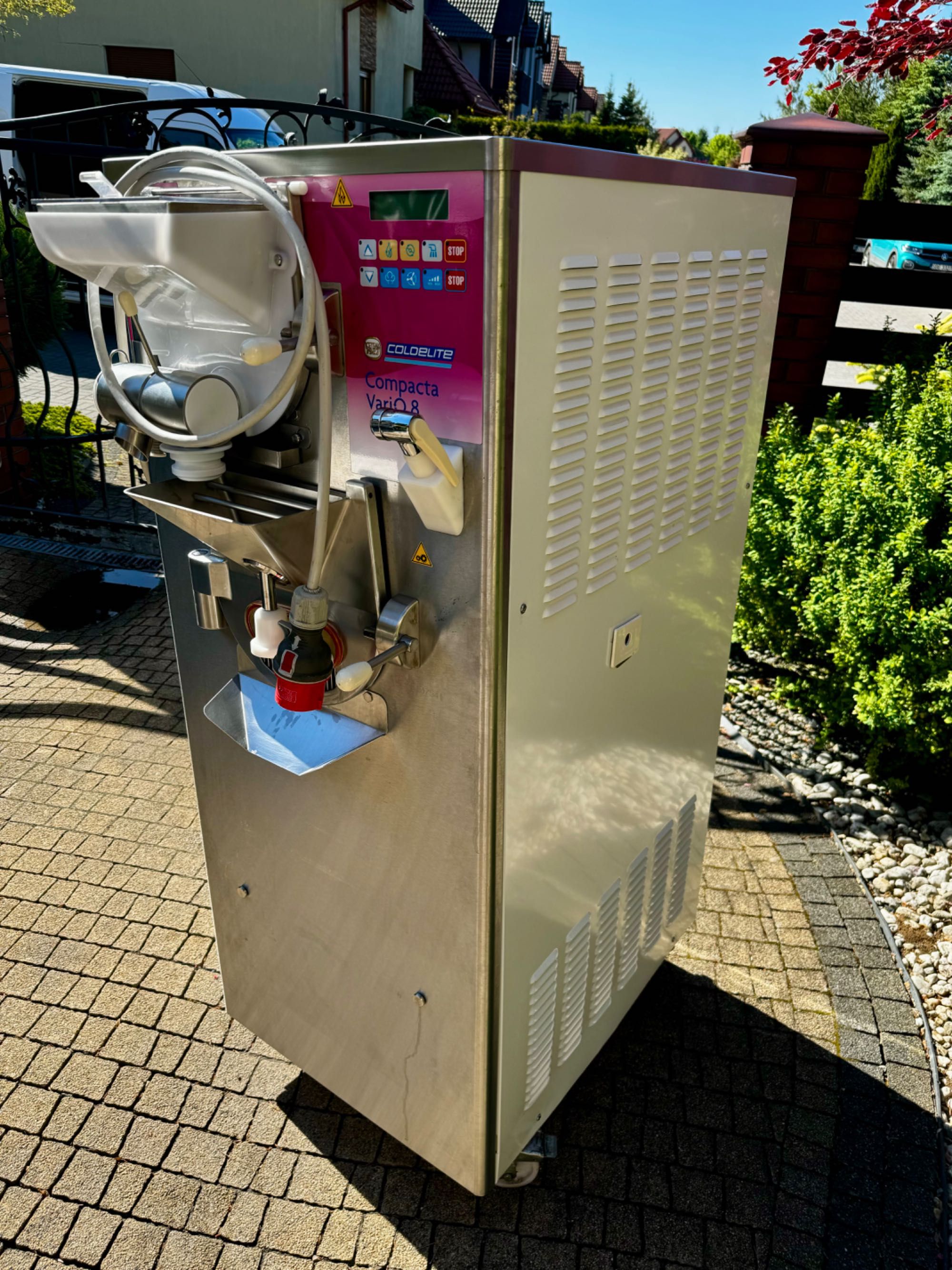 Maszyna do produkcji lodów Compacta Vario 8 PRO