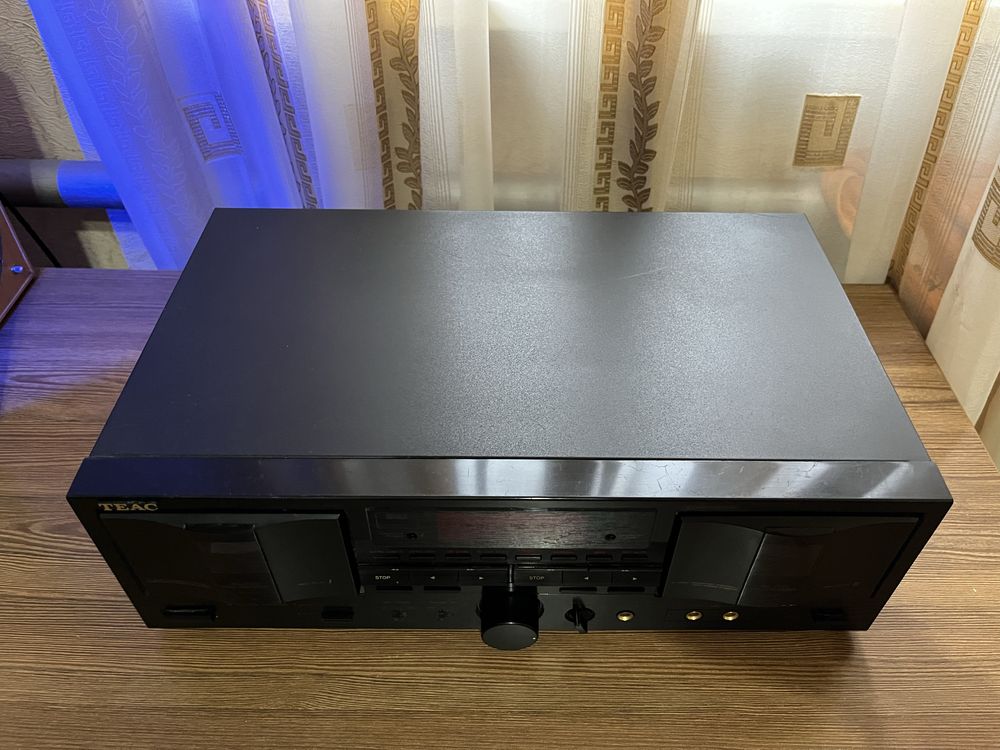 Касетник TEAC w-850r