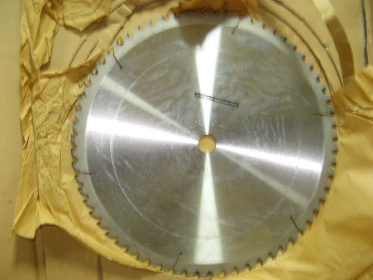 Пиляльний диск LEUGO d.600 mm
