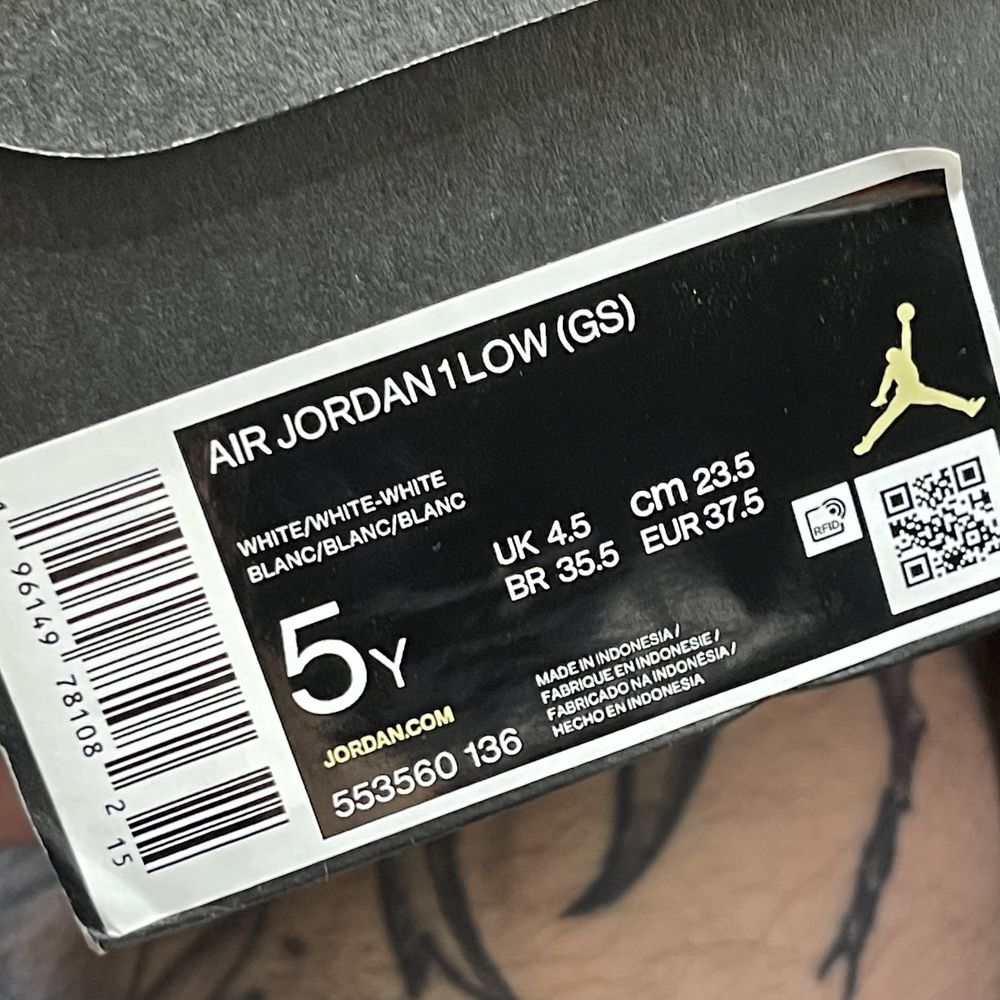 Жіночі кросівки Nike Air Jordan 1 Low