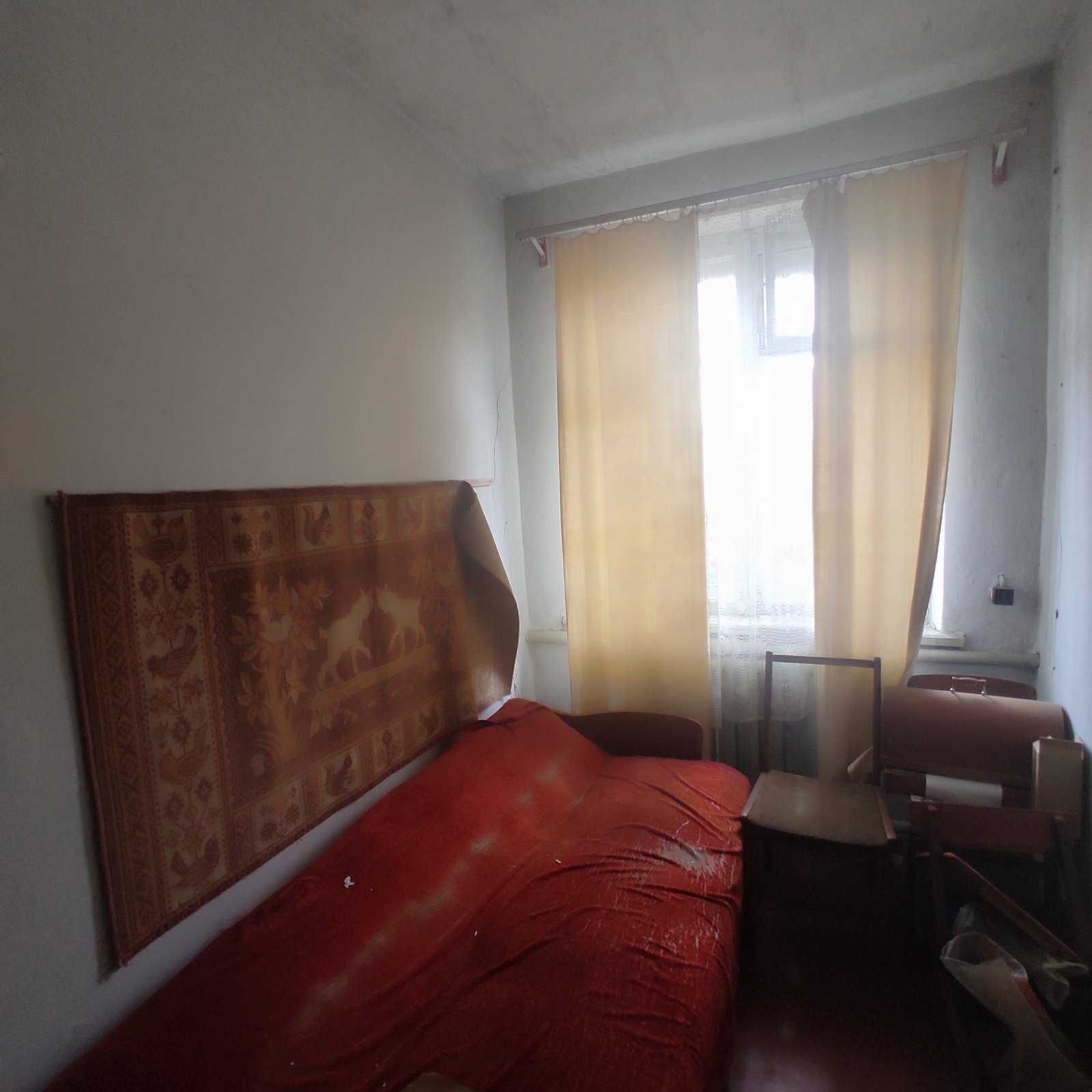 Продаж півбудинку у с.Чорнобай, Золотоніського р-ну