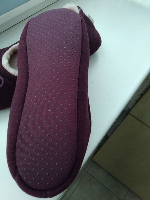Тапки женские новые.