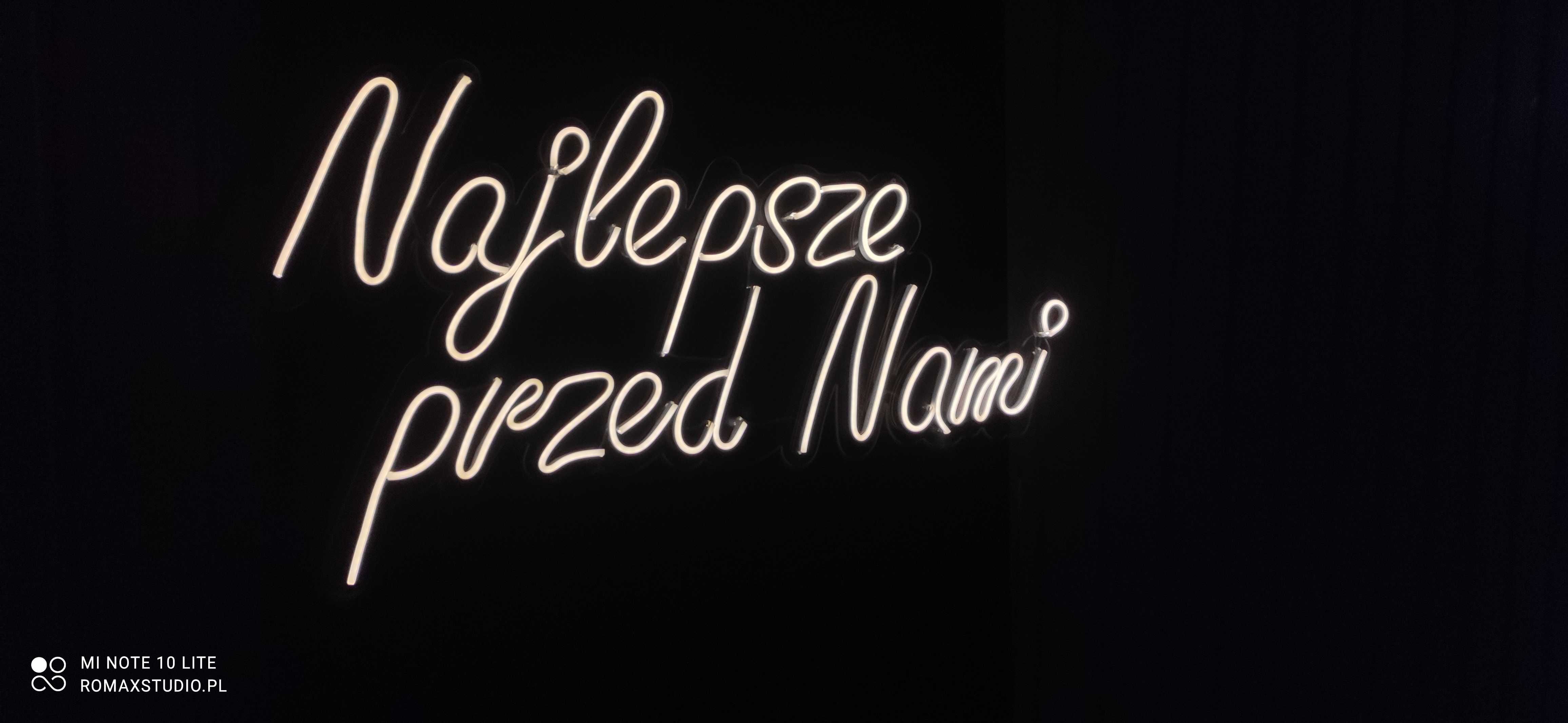 Neon, najlepsze przed nami