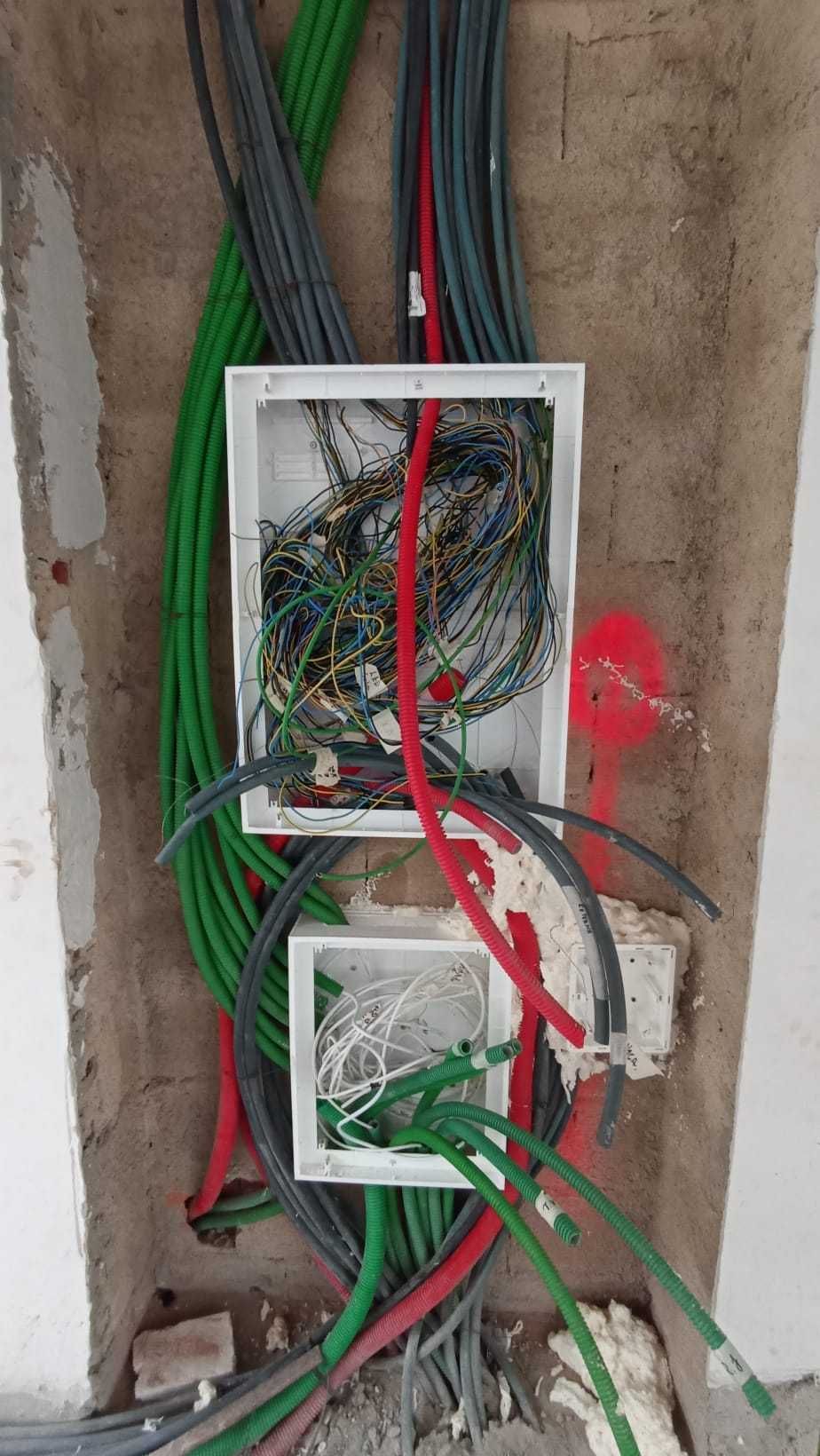 Eletricista em Queluz E Belas