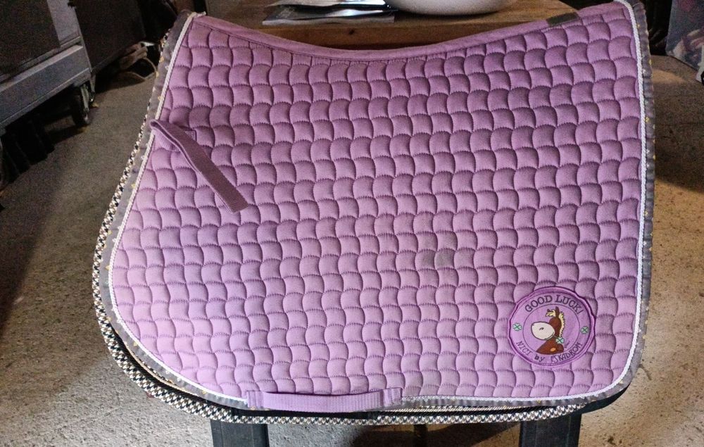 Czaprak eskadron nici