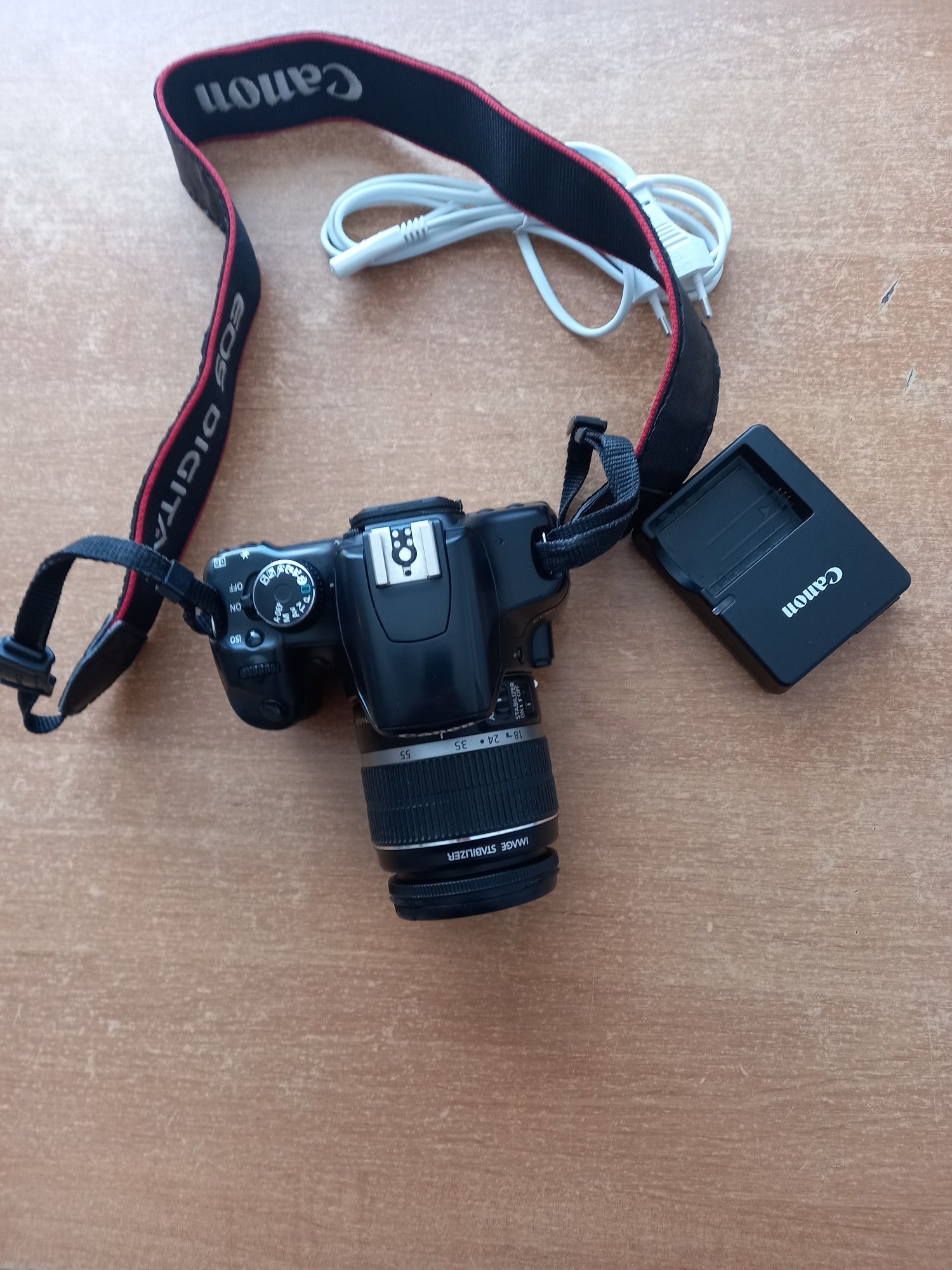 Продам фотоаппарат 450D