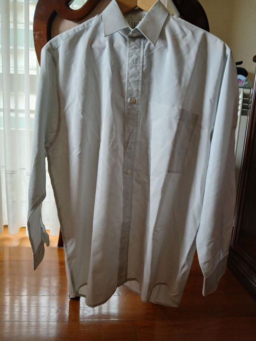 Vendo 2 Camisas Homem