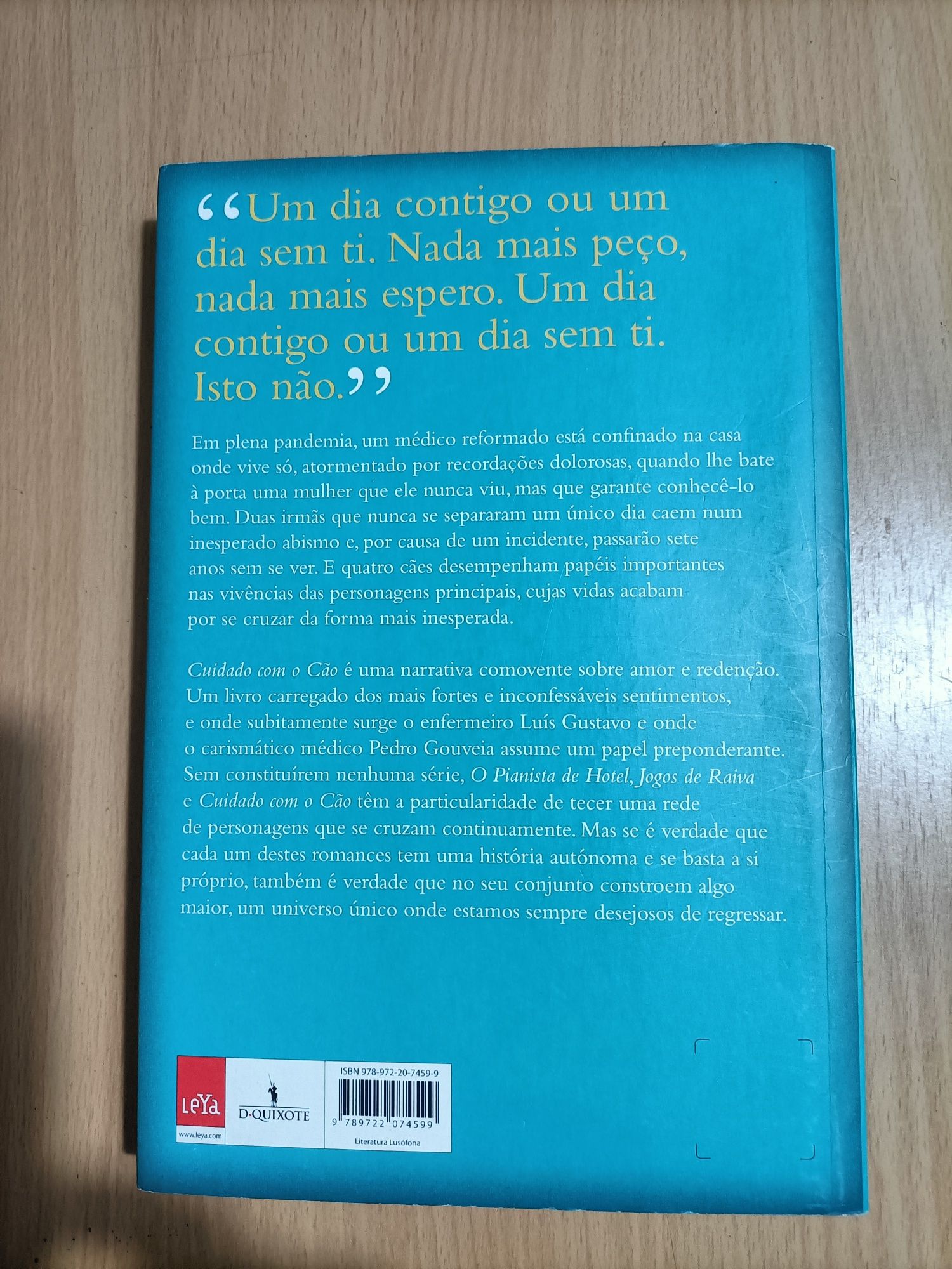 Cuidado Com o Cao de Rodrigo Guedes de Carvalho