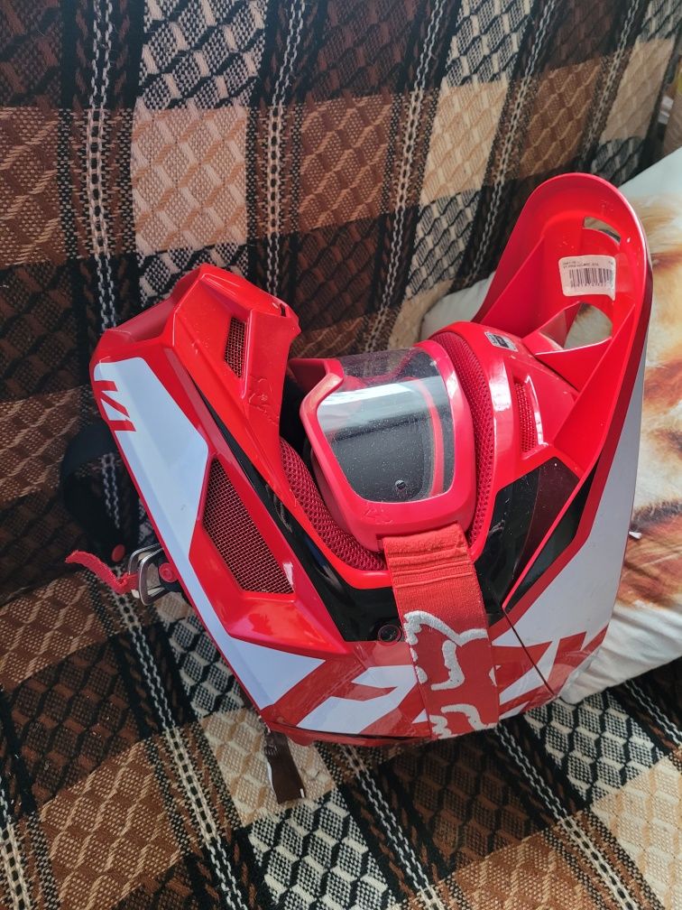 Kask,plecak,strój,rękawice