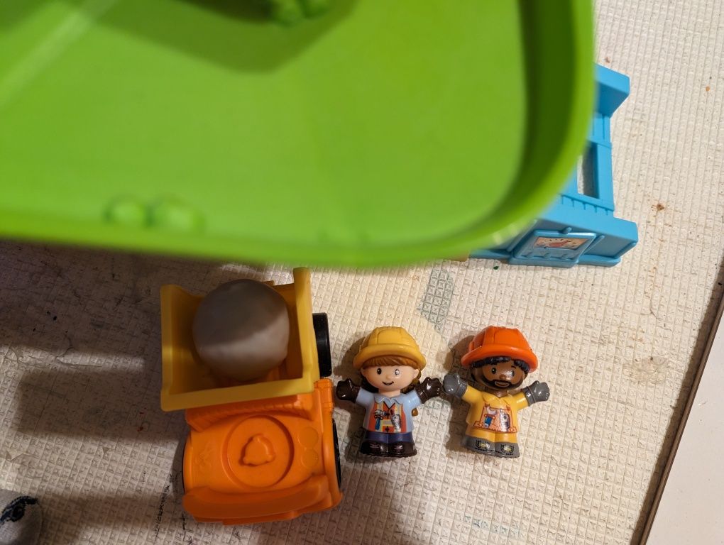 Fisher-Price Little People Plac budowy Zestaw z dźwiękiem HCJ64