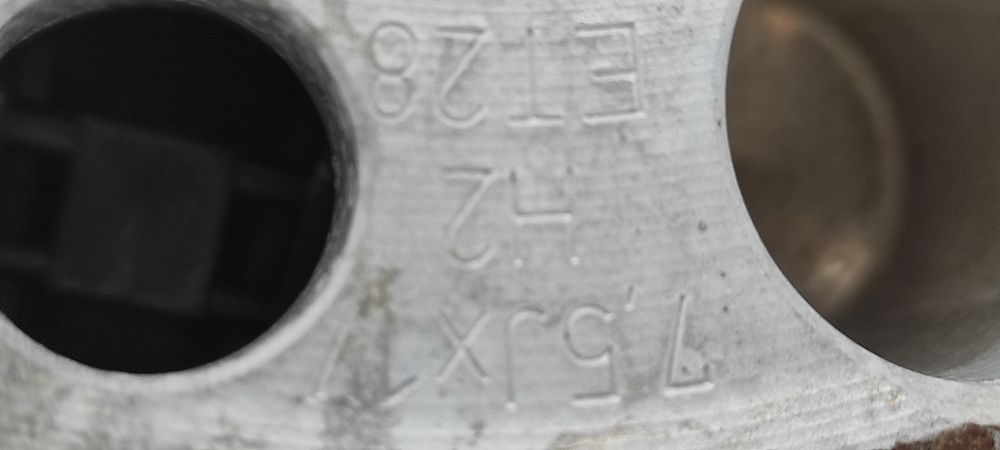 437 Felgi aluminiowe ORYGINAŁ AUDI R 17 5x112 otwór 66,6 ET 28 B Ładne