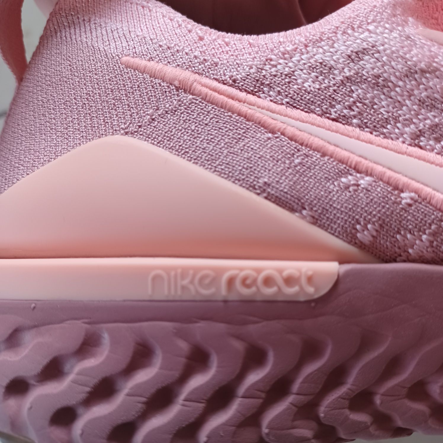 Buty Nike React do biegania 39/25/ cm