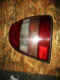 Lampa prawa tylna Nissan Sunny