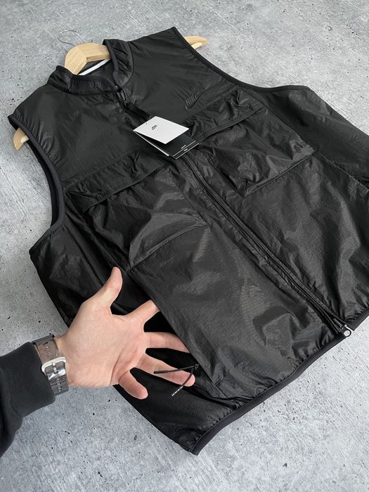 Оригінал жилетка Nike Tech Fleece Utility Vest M універсальний дизайн