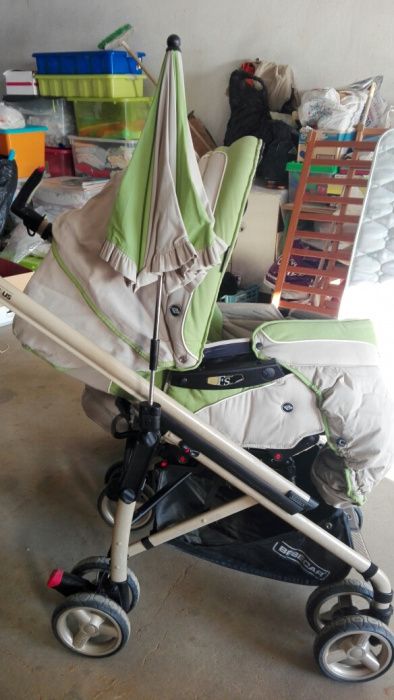 Carro de bebé, composto por cadeira, ovo, capa chuva, Bebecar
