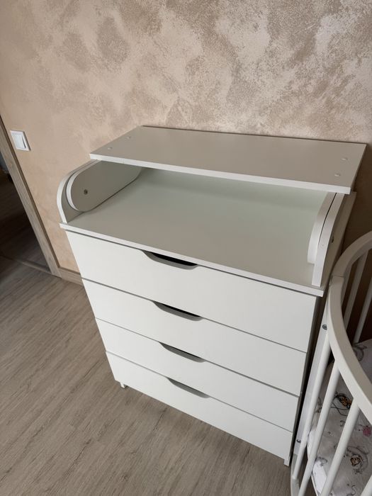 Пеленальний комод, дитячий комод з пеленальним столиком