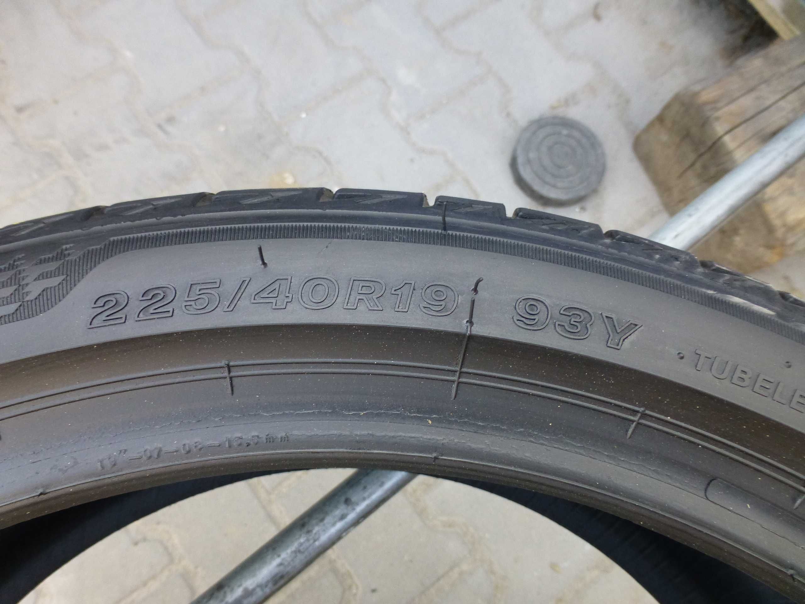 Bridgestone turansa T005 225/40r19 rsc