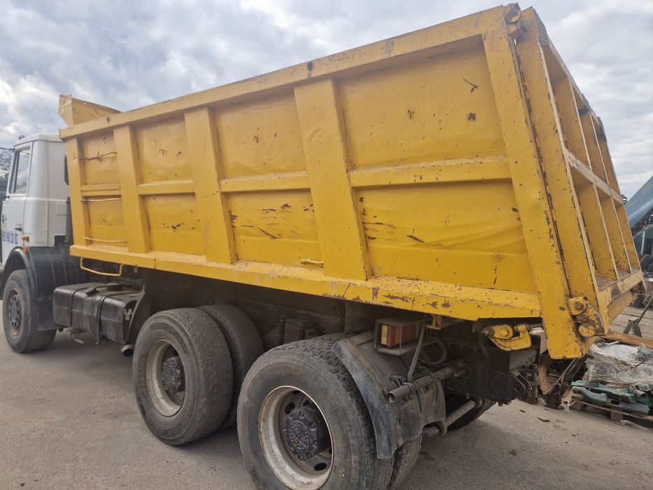 Продам маз 551605
