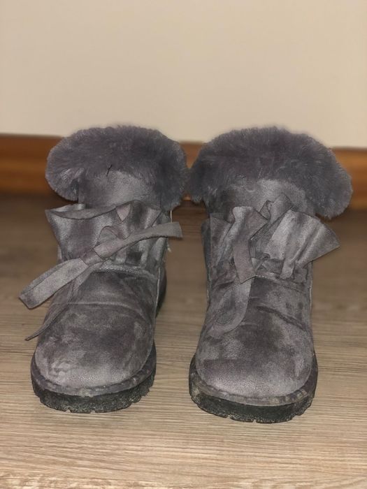 Vendo botim em camurça (NOVO)