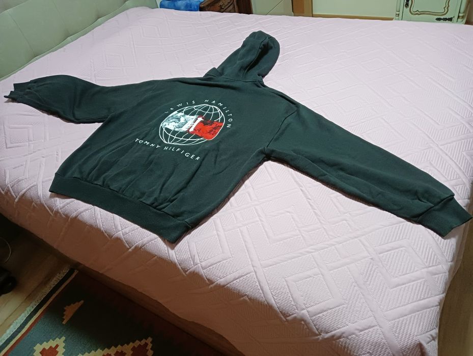 Casaco (Hoodie) Lewis Hamilton by TH