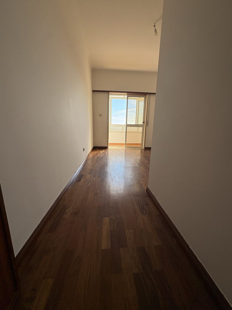 T3 ideal para teletrabalho, lareira, 2 wc no seixal com vista