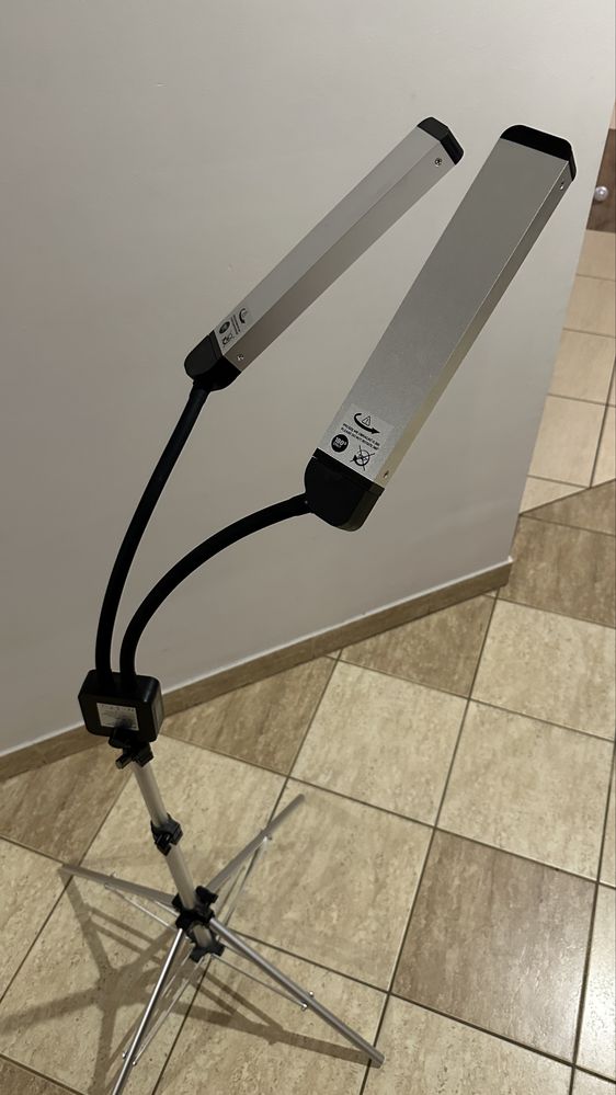 Lampa polluks salon kosmetyczny