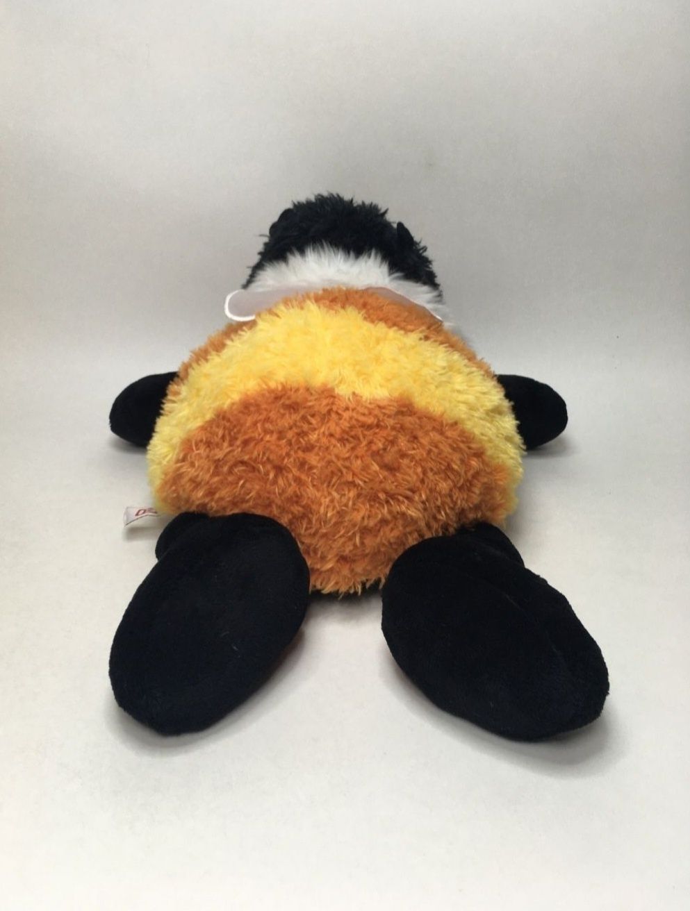 Maskotka, zabawka pluszowa, przytulanka Pszczółka leżąca Nici 25 cm