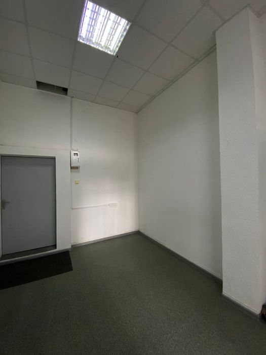 Аренда кабінету,пів кабінету.