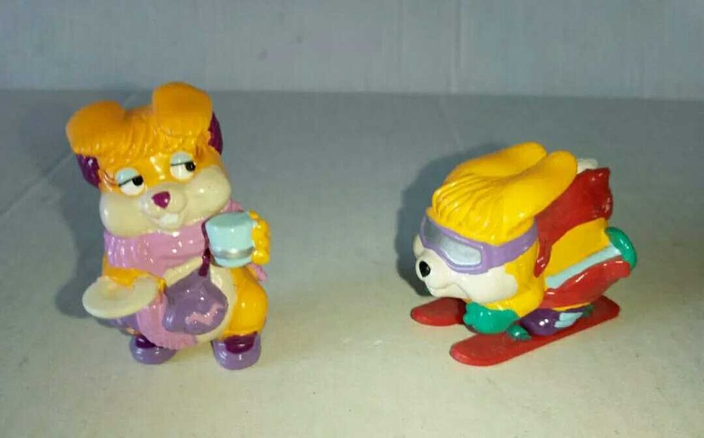 Киндера. Попугаи. Утки.. Зайцы. Жирафы