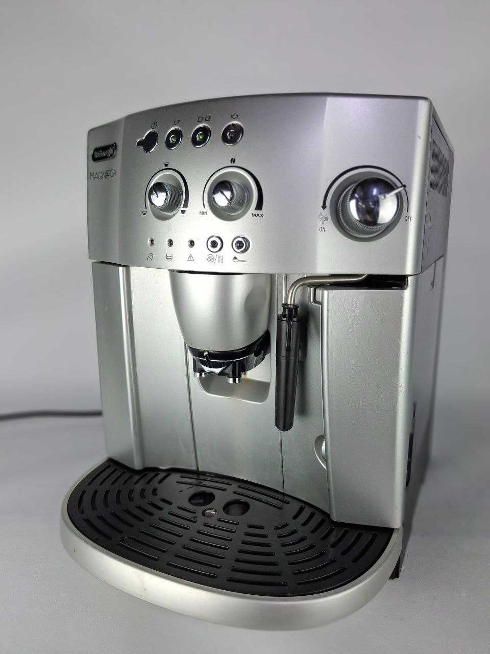 Кавоварка Delonghi Magnifica / гарантія / кавомашина / кофемашина