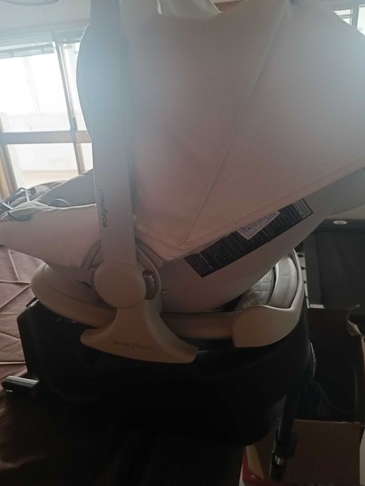 Babycoque/ovo Bébécar com Isofix