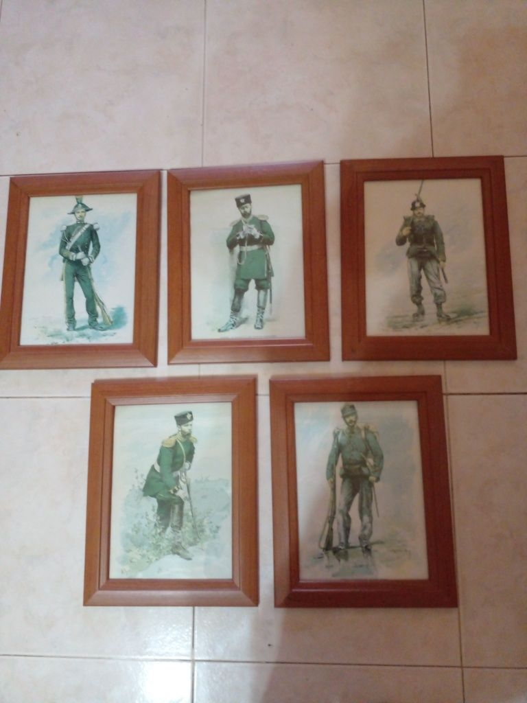 5 Molduras com vidro (Só 20Eur)