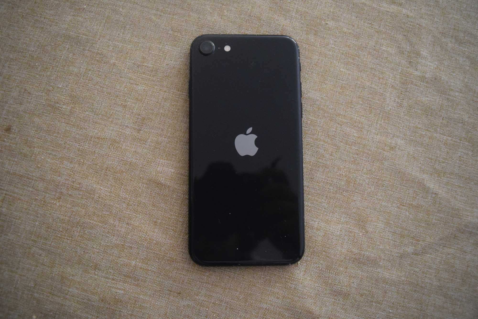 Apple iPhone SE 64GB