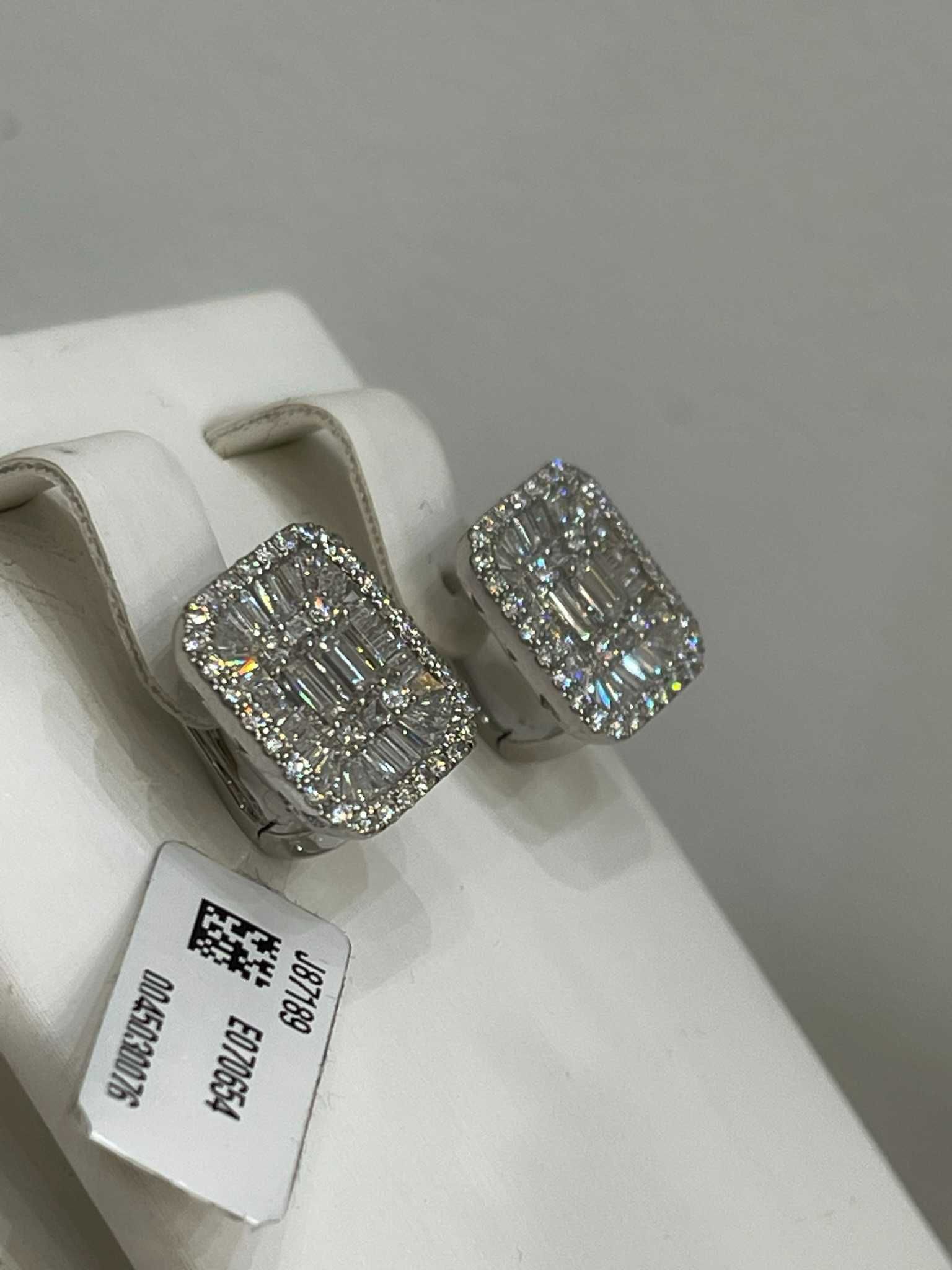 Kolczyki z diamentami Infinity 1.96 CT