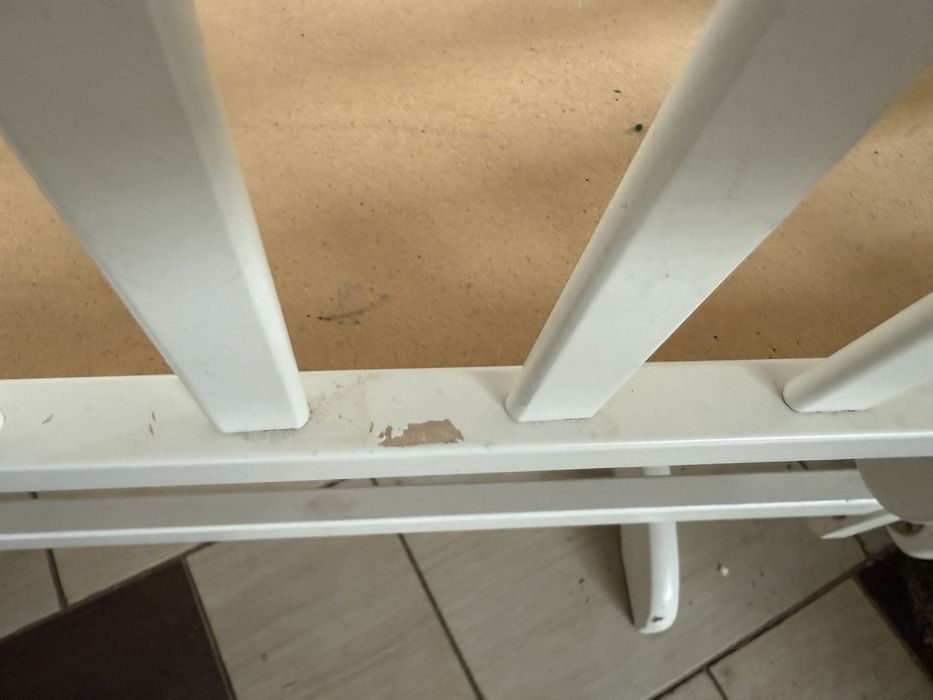 kolyska dziecieca biala