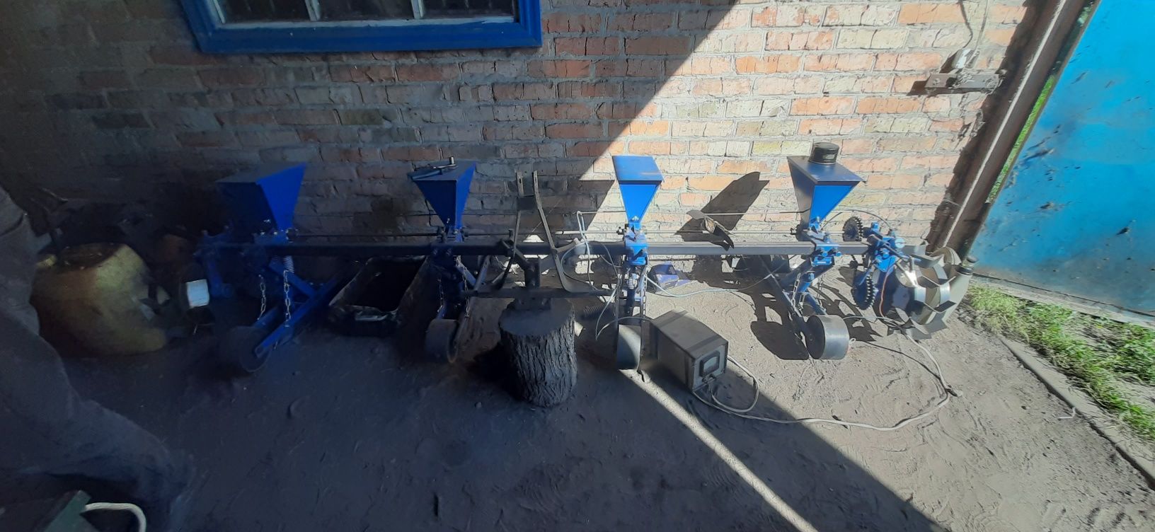 Продам мінітрактор ХТЗ 1410 з навісним