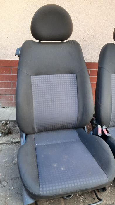 Fotel prawy Corsa C Combo 3 drzwi