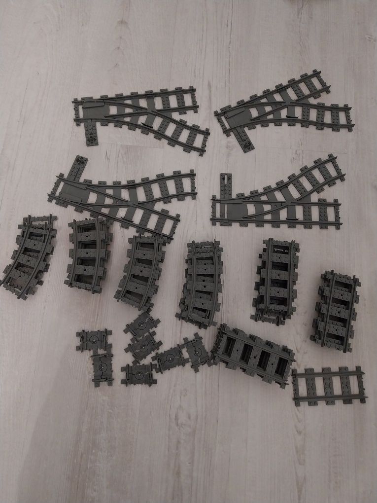Sprzedam lego City pociąg 7939 +dworzec 7937