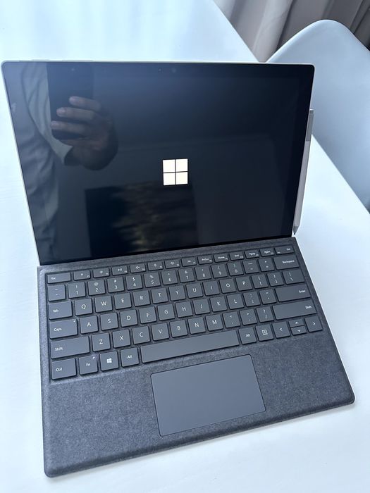 surface pro 7  i7 512 GB/ 16GB + pen