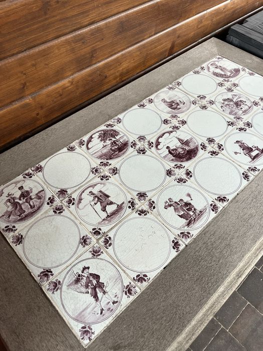 Dębowa ława z płytkami holenderska