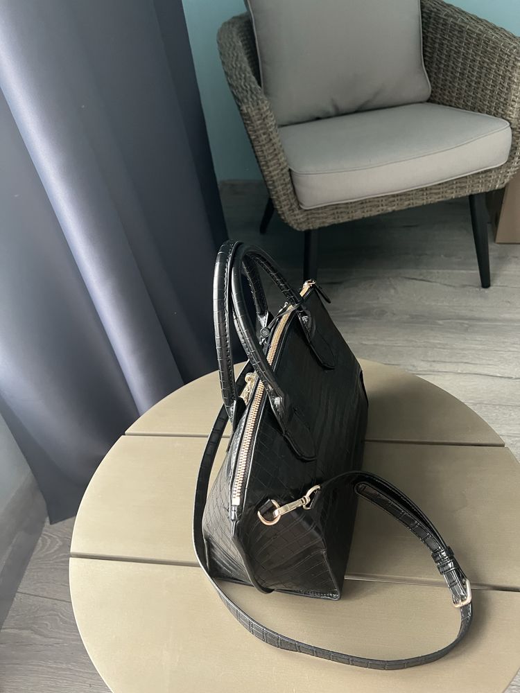 Сумка женская DKNY