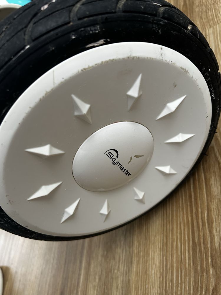 Deskorolka Elektryczna SKYMASTER WHEELS 11 DUAL SMART błękitno-biała