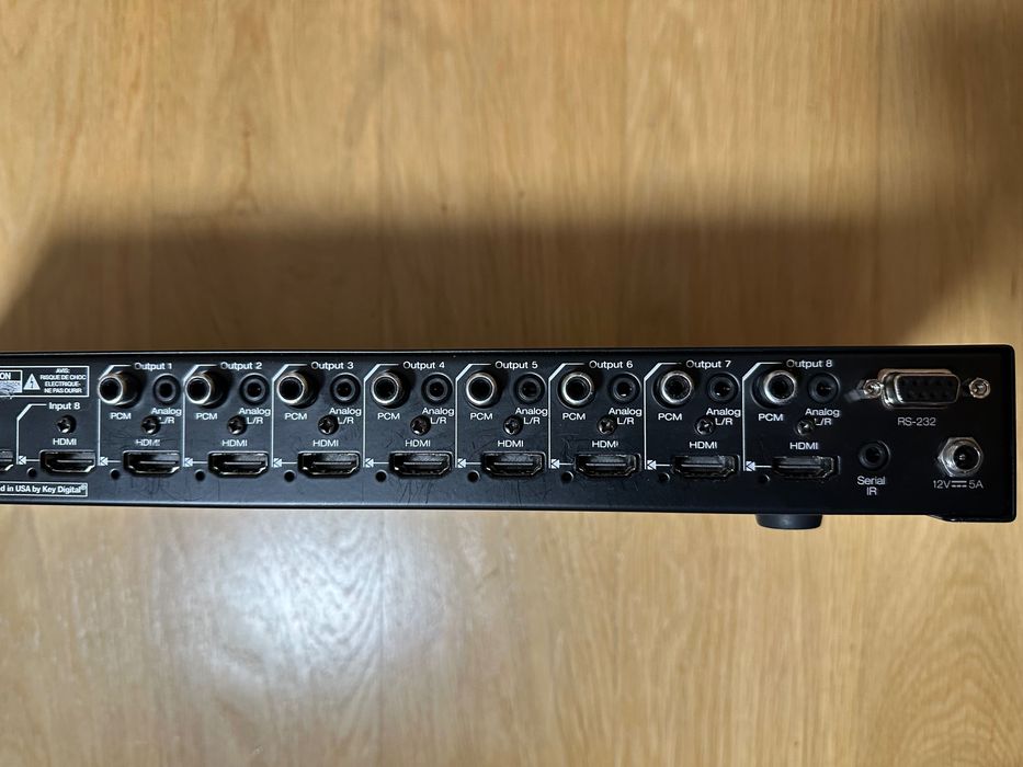 Rozdzielacz sygnału Matryca Video/Audio 8x8 HDMI Key digital KD 8x8csk