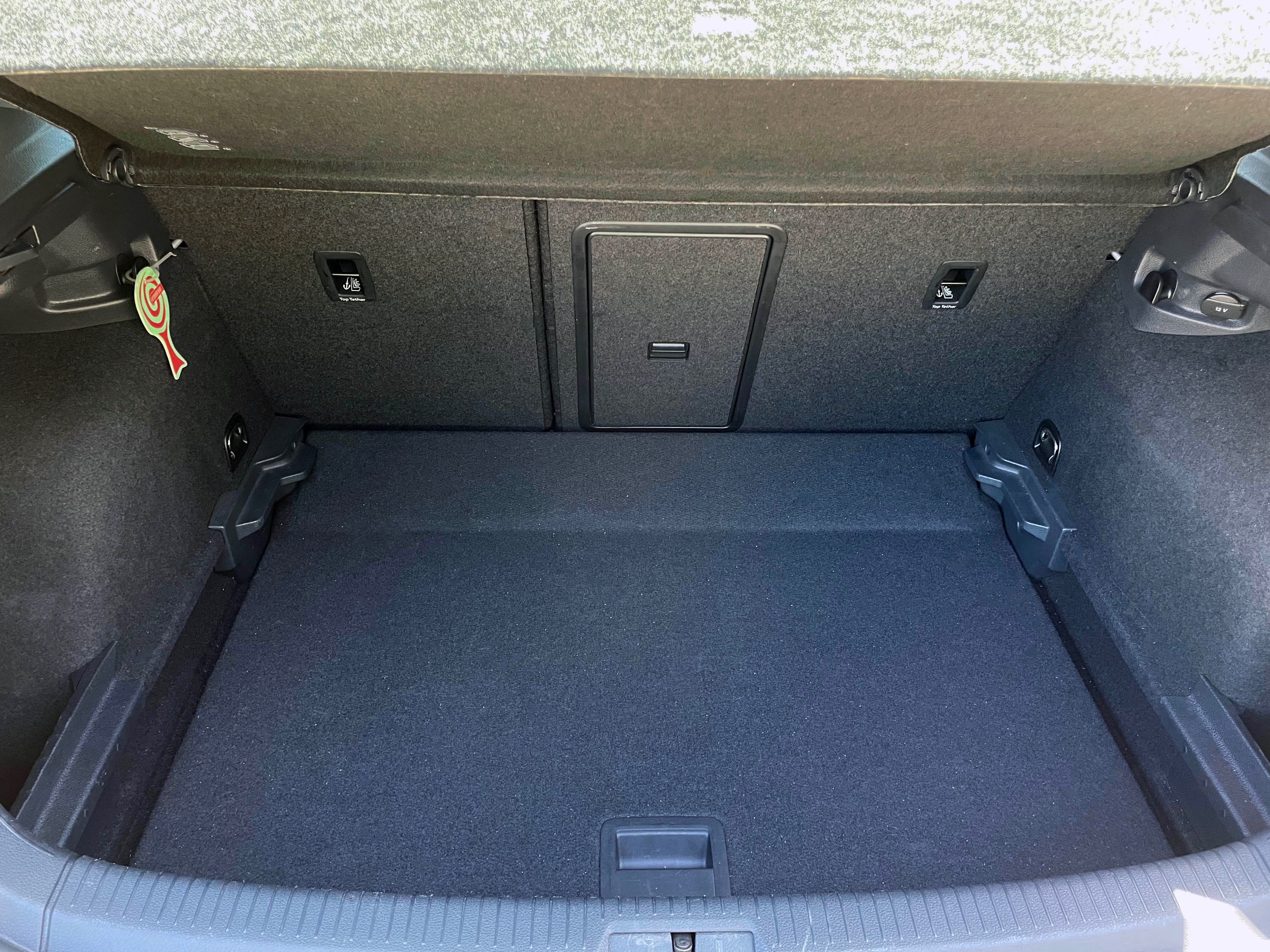 Baixa de preço: VW Golf 1.6 TDI BlueMotion GPS Edition