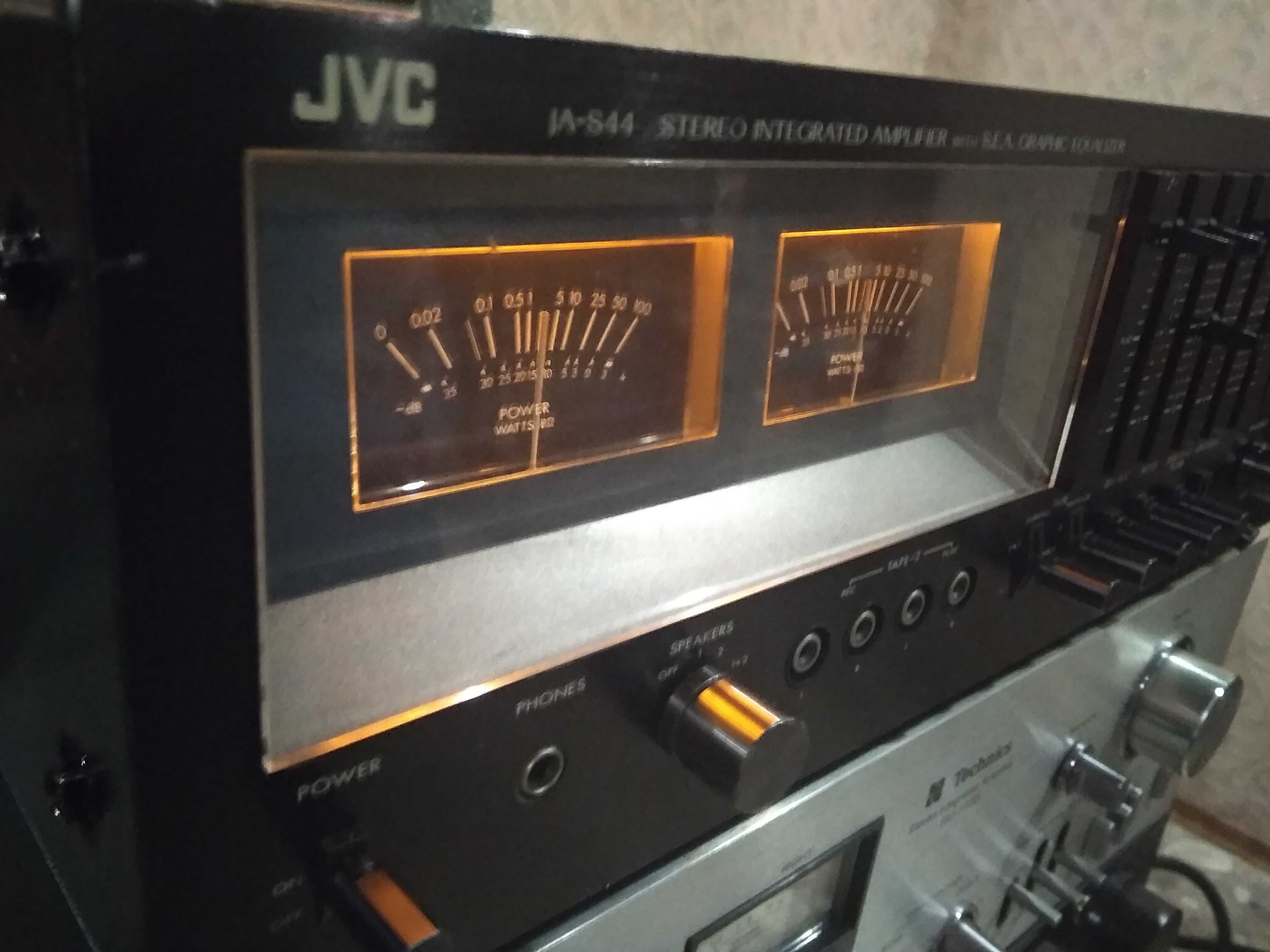 Винтажный усилитель JVC JA S 44,