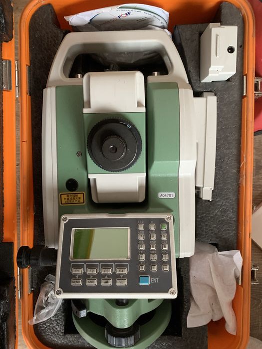 Тахеометр  б/у продам срочно!в хорошем состоянии