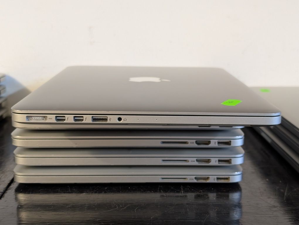 MacBook Pro 13” 2015р | core i7 | 250Gb SSD | 16Gb Ram | A1502