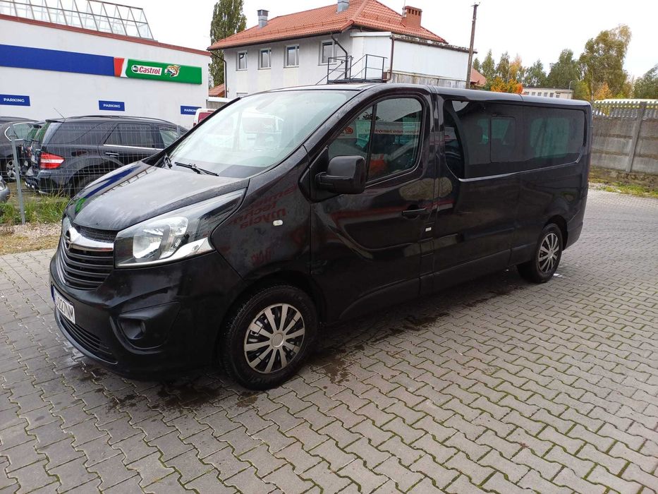 Vivaro 9 osób 1.6 Diesel 95KM